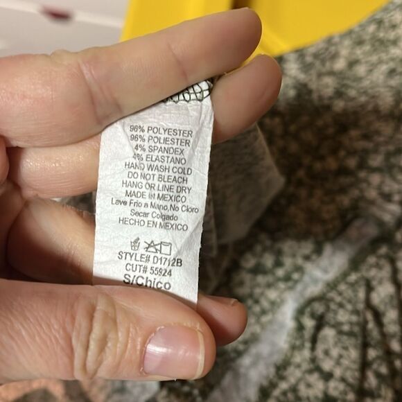 Evereve MTS NWOT Spring Floral Ruffle Neck Dress - S - Picture 10 of 10